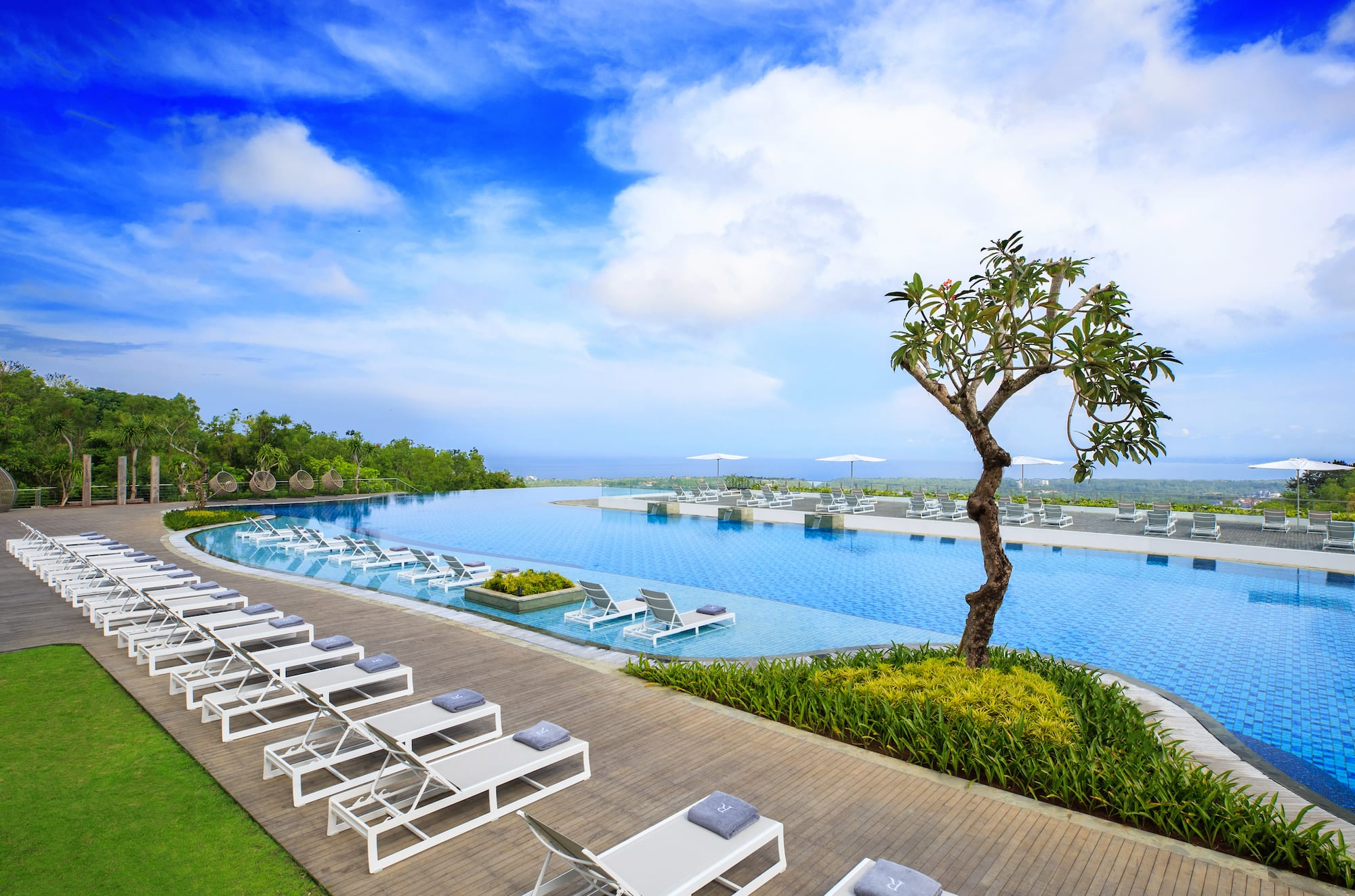 Infinity Pool