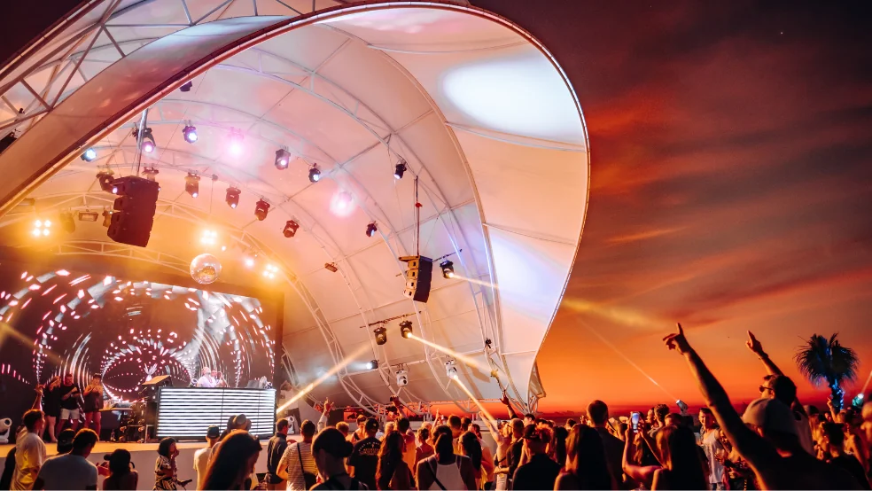 DWP Shoreline VVIP sofa experience — benefits that you get